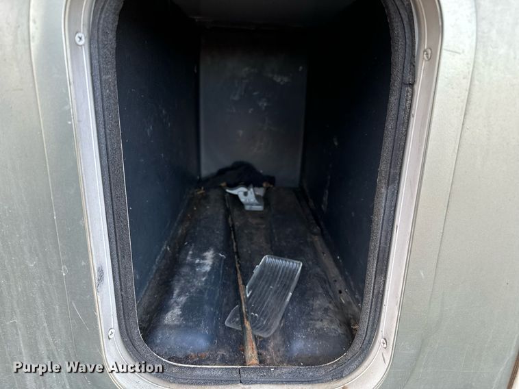 image for item LK9708 2004 Fleetwood Fiesta  RV