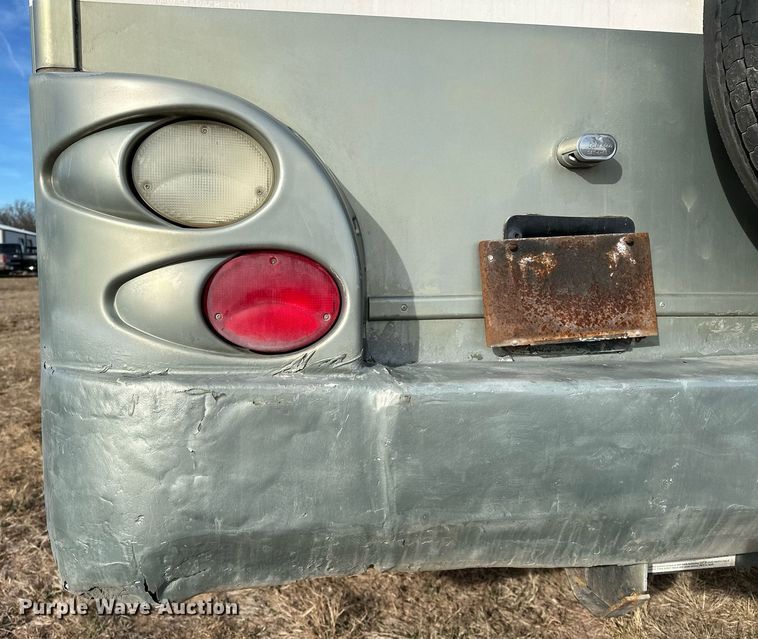 image for item LK9708 2004 Fleetwood Fiesta  RV