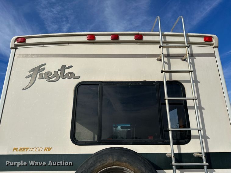 image for item LK9708 2004 Fleetwood Fiesta  RV