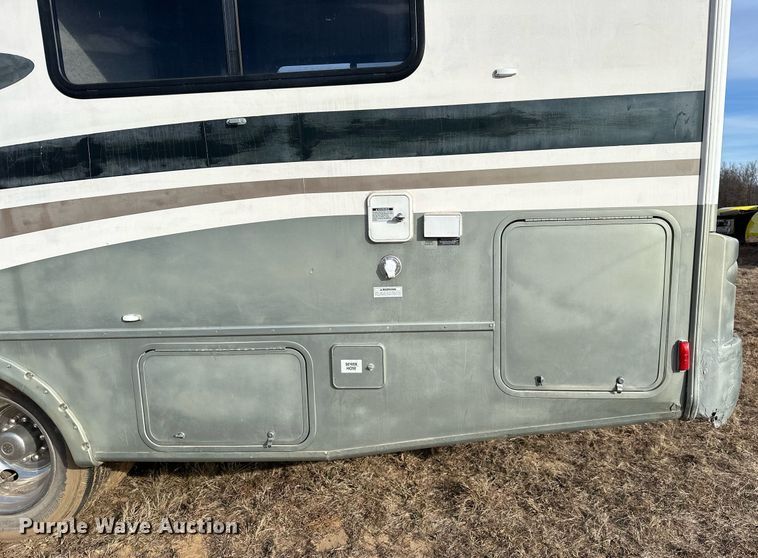image for item LK9708 2004 Fleetwood Fiesta  RV