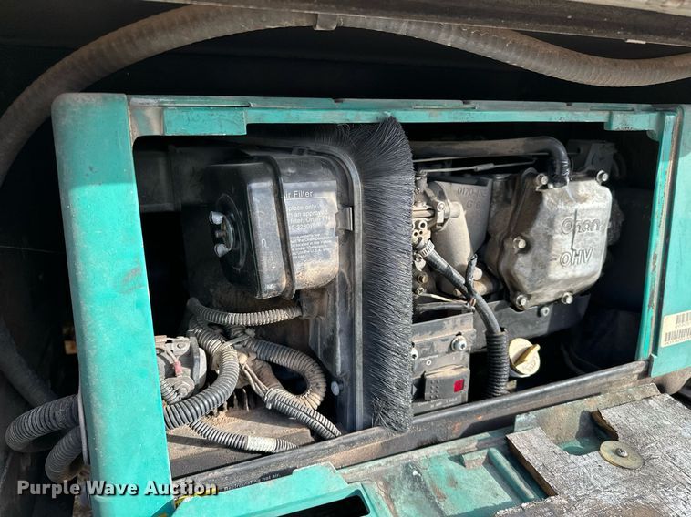 image for item LK9708 2004 Fleetwood Fiesta  RV