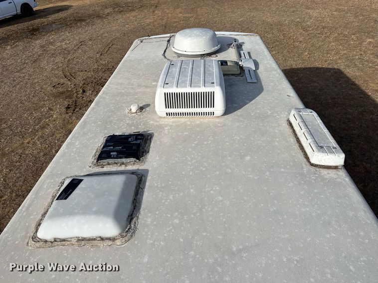 image for item LK9708 2004 Fleetwood Fiesta  RV