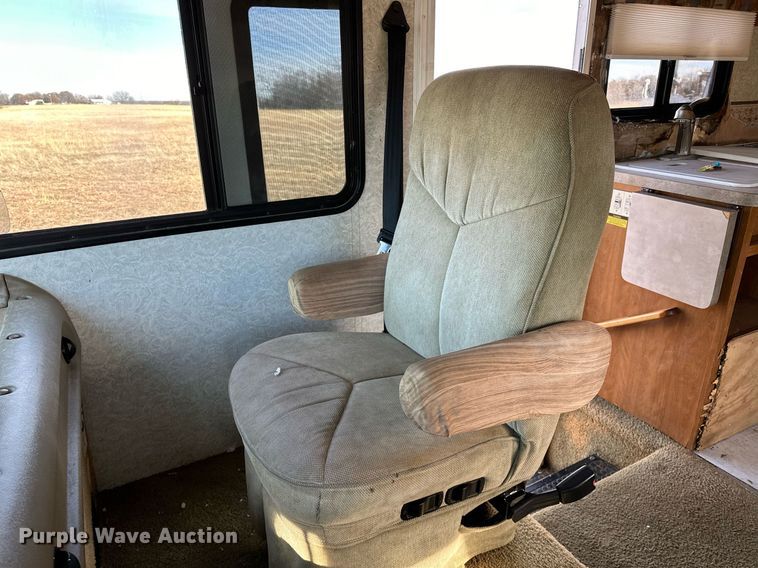 image for item LK9708 2004 Fleetwood Fiesta  RV