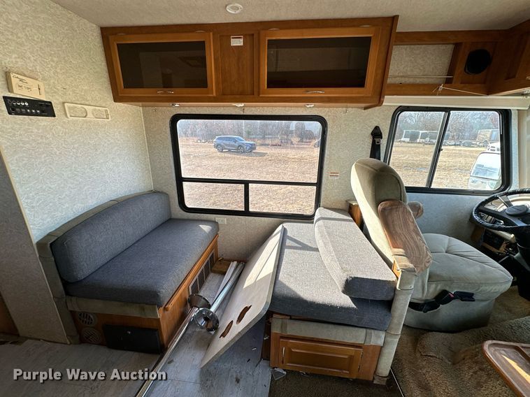 image for item LK9708 2004 Fleetwood Fiesta  RV