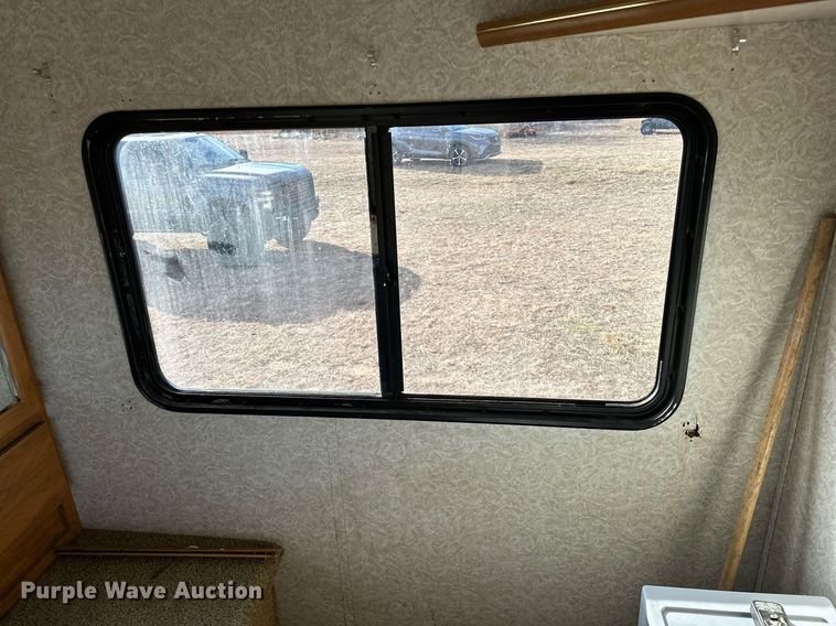 image for item LK9708 2004 Fleetwood Fiesta  RV