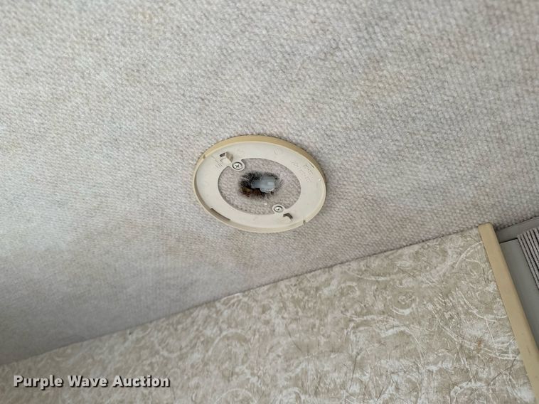 image for item LK9708 2004 Fleetwood Fiesta  RV