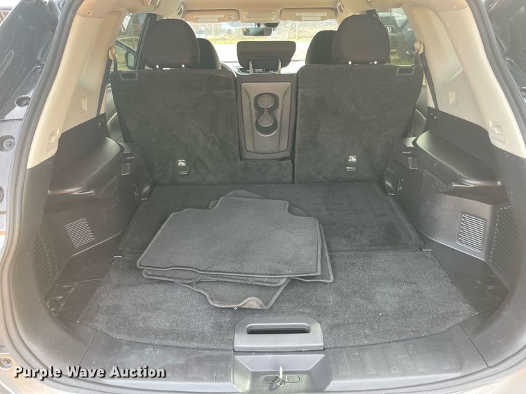 image for item LV9267 2019 Nissan Rogue SV  SUV