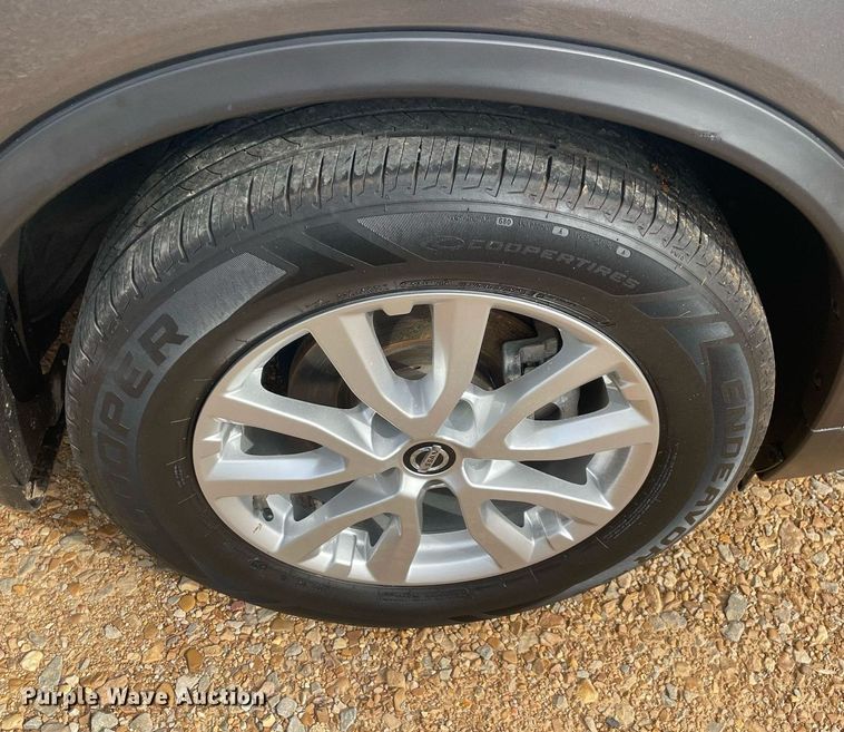 image for item LV9267 2019 Nissan Rogue SV  SUV