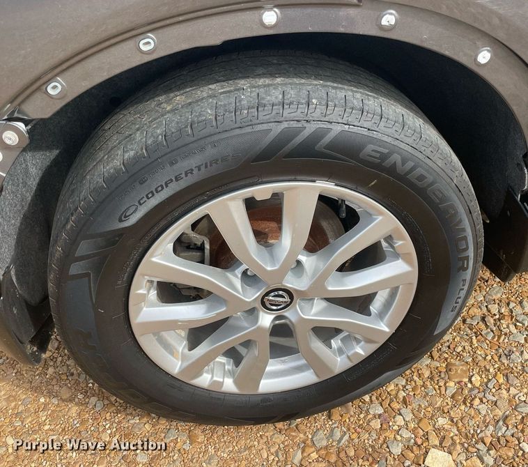 image for item LV9267 2019 Nissan Rogue SV  SUV