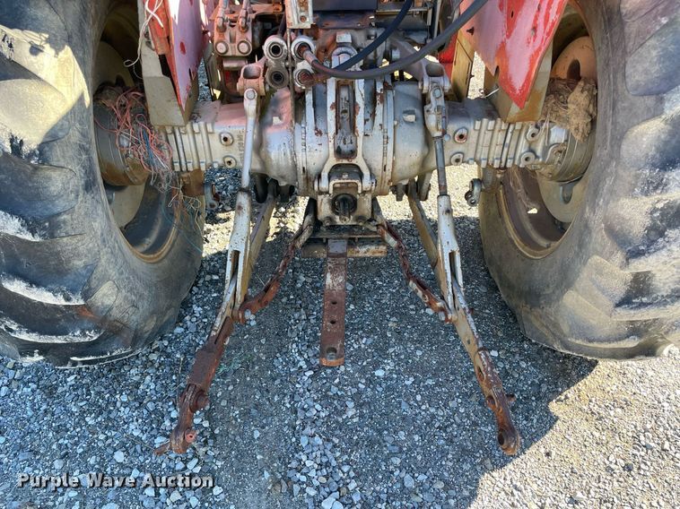 image for item LV9275 1979 Massey Ferguson 265  tractor