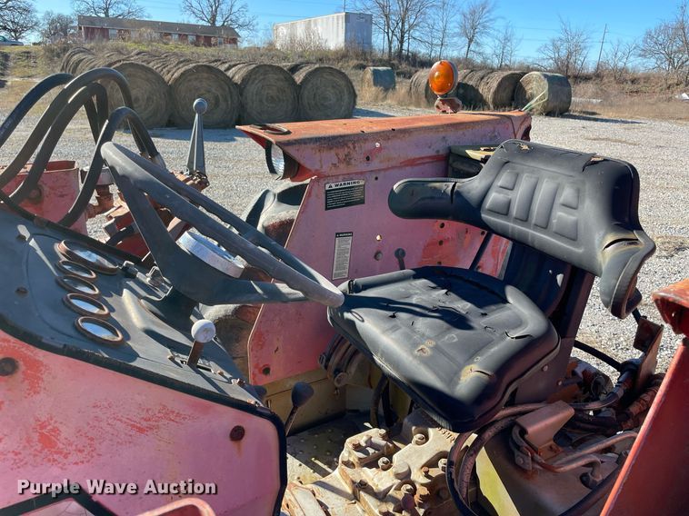 image for item LV9275 1979 Massey Ferguson 265  tractor