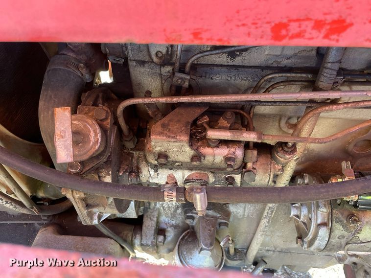 image for item LV9275 1979 Massey Ferguson 265  tractor