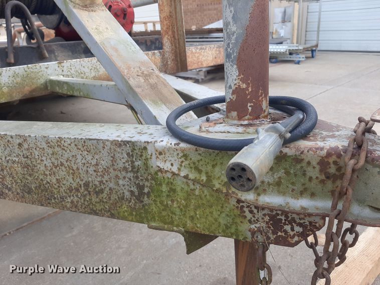 image for item LX9976 1989 Shop built  equipment trailer