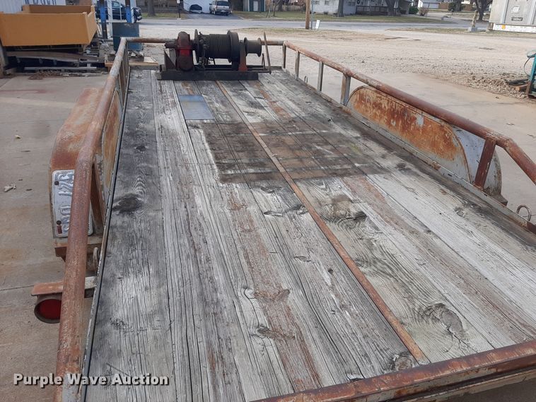 image for item LX9976 1989 Shop built  equipment trailer