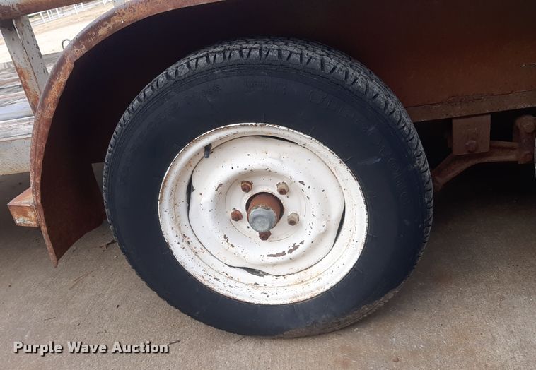 image for item LX9976 1989 Shop built  equipment trailer