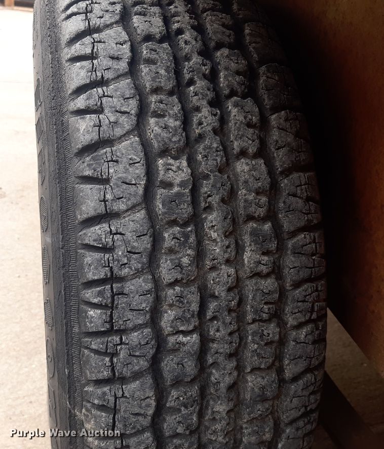 image for item LX9976 1989 Shop built  equipment trailer