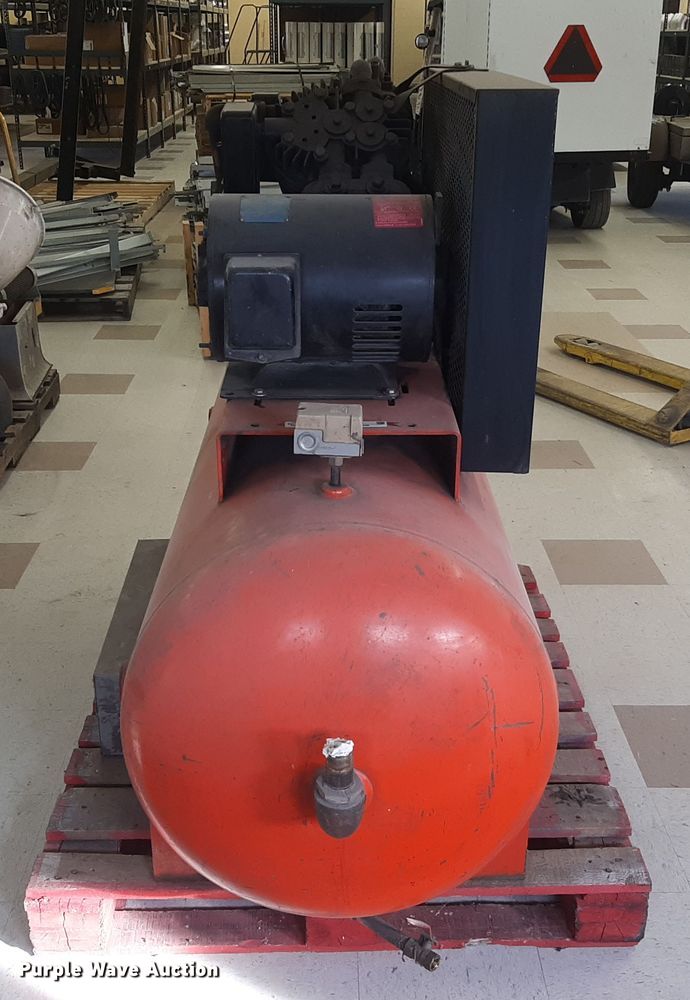 image for item LX9980 DeVilbiss Pro Air Plus DACC-7172  air compressor