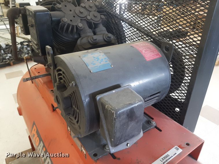 image for item LX9980 DeVilbiss Pro Air Plus DACC-7172  air compressor