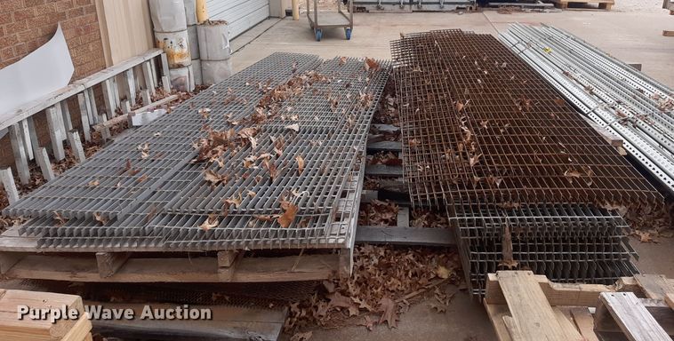 image for item LX9983 Bar grating