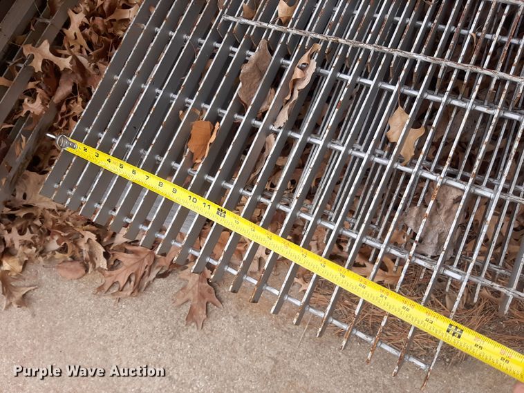 image for item LX9983 Bar grating