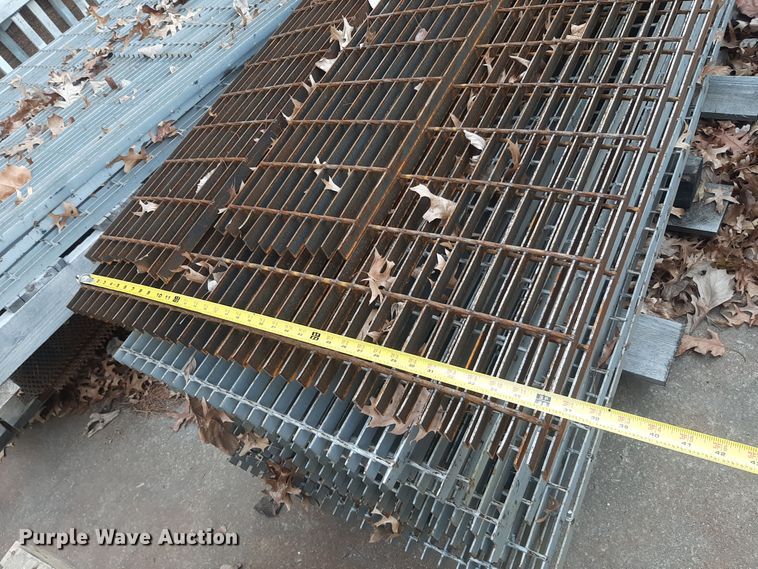 image for item LX9983 Bar grating