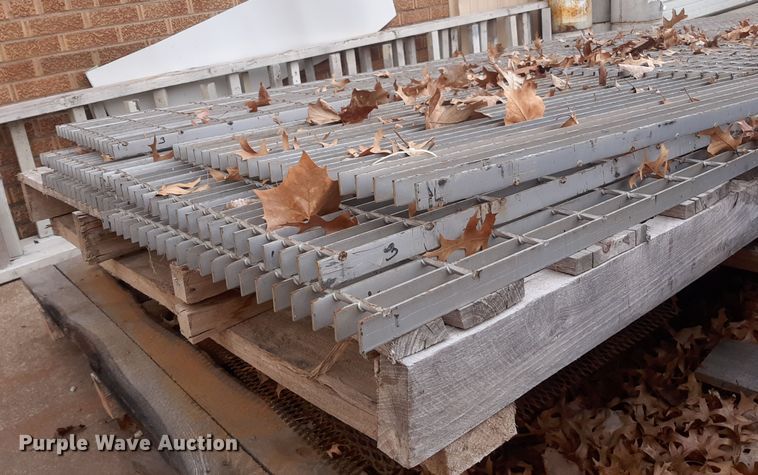 image for item LX9983 Bar grating