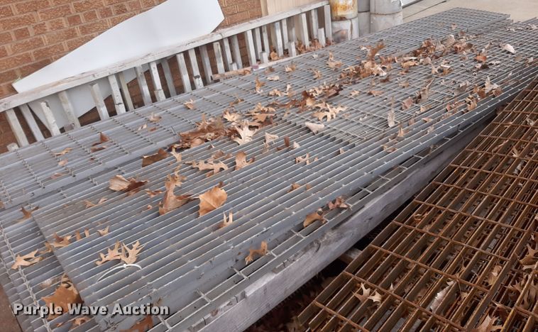 image for item LX9983 Bar grating