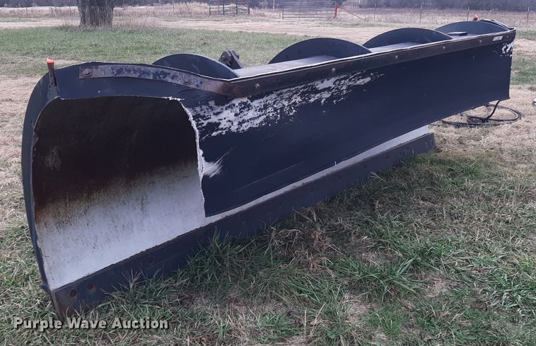 image for item LX9985 Henderson  snow plow