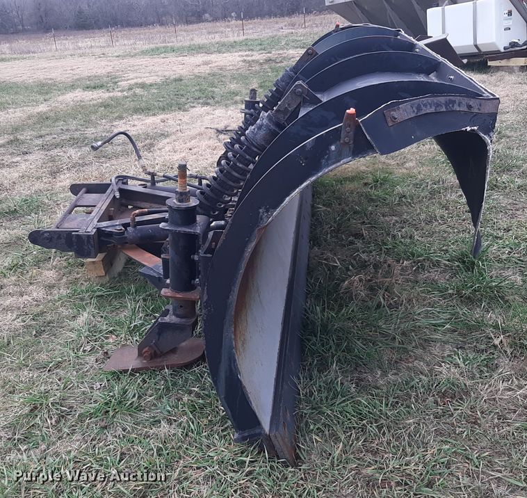 image for item LX9985 Henderson  snow plow