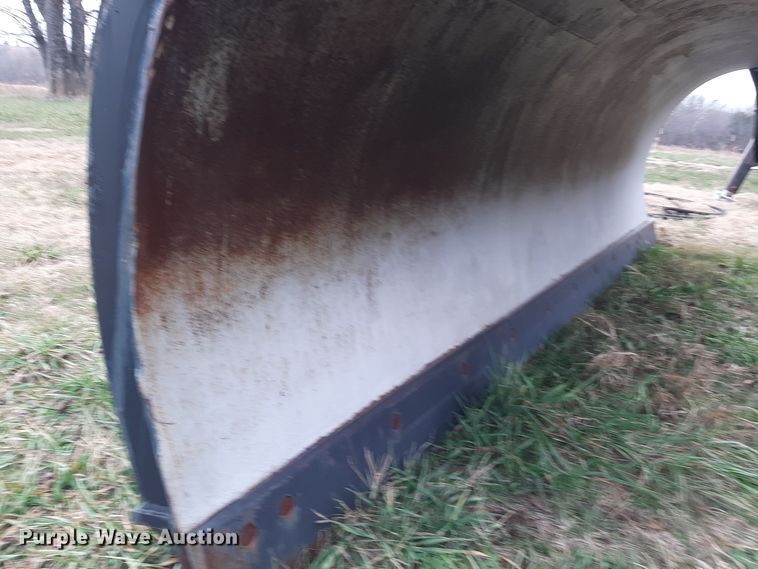 image for item LX9985 Henderson  snow plow