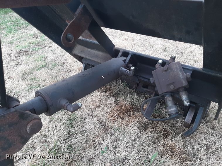 image for item LX9985 Henderson  snow plow