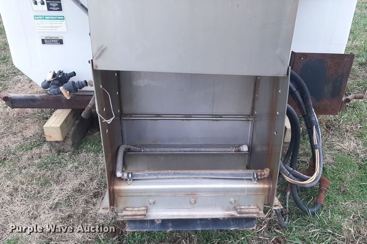 image for item LX9986 Henderson  spreader