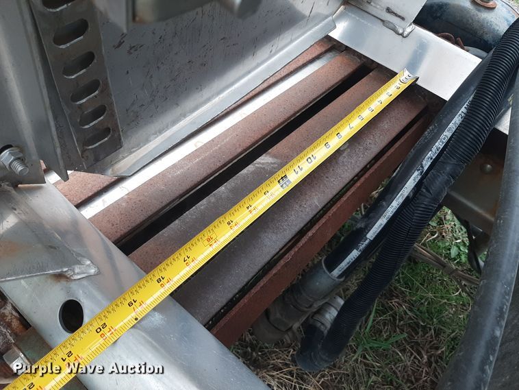 image for item LX9986 Henderson  spreader