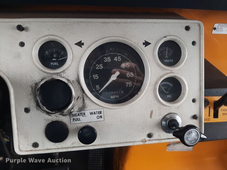 image for item LX9991 1998 Ford  school bus