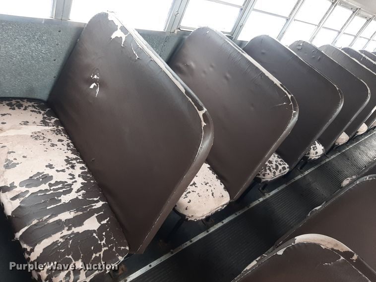 image for item LX9991 1998 Ford  school bus