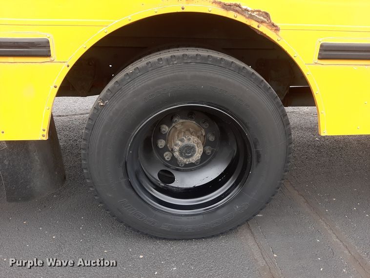 image for item LX9991 1998 Ford  school bus