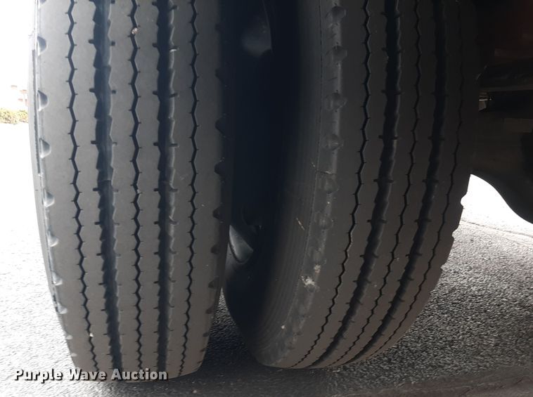 image for item LX9991 1998 Ford  school bus