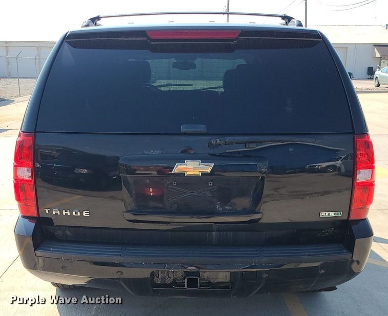image for item MG9748 2011 Chevrolet Tahoe  SUV
