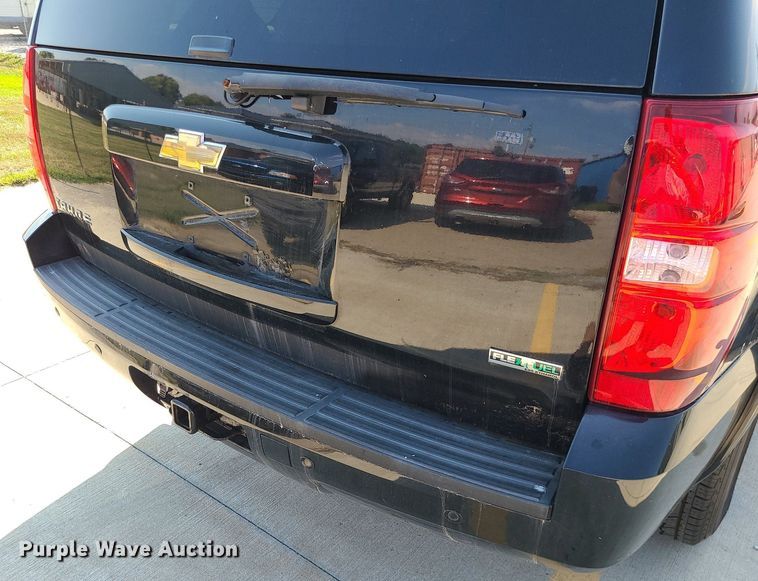 image for item MG9748 2011 Chevrolet Tahoe  SUV