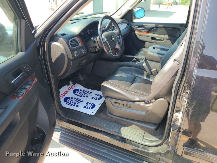 image for item MG9748 2011 Chevrolet Tahoe  SUV