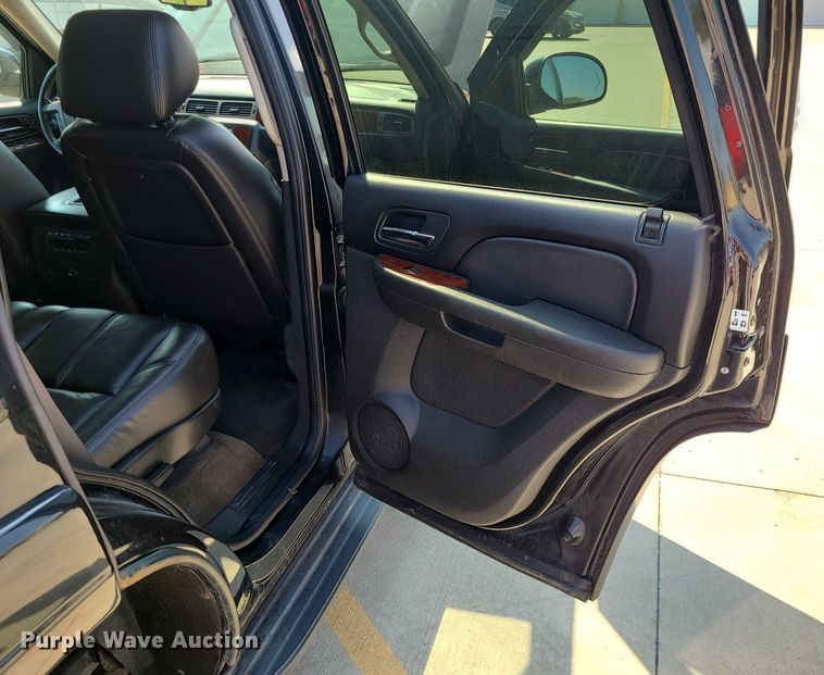 image for item MG9748 2011 Chevrolet Tahoe  SUV