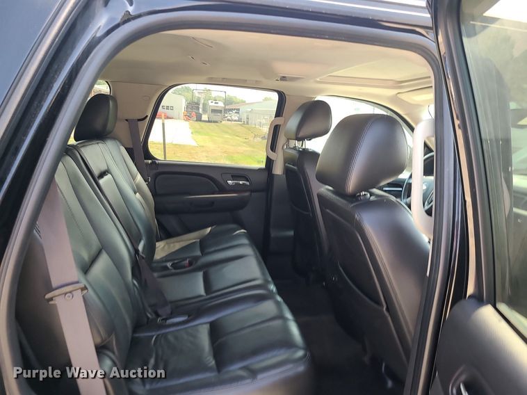 image for item MG9748 2011 Chevrolet Tahoe  SUV