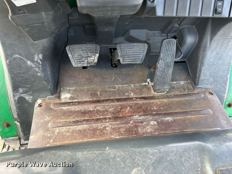 image for item MO9131 2014 Mitsubishi FG30N  forklift