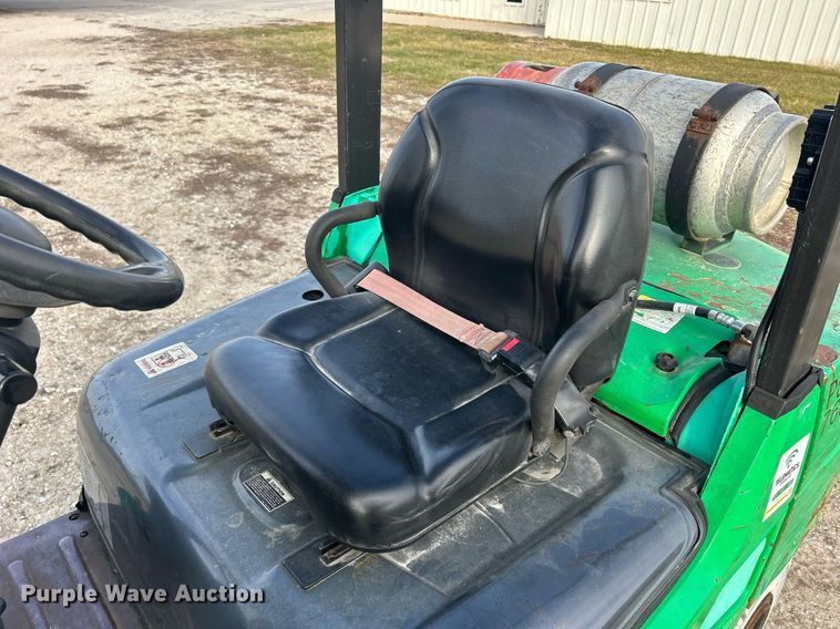 image for item MO9131 2014 Mitsubishi FG30N  forklift