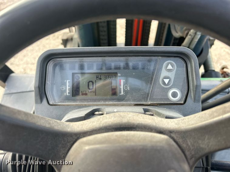 image for item MO9131 2014 Mitsubishi FG30N  forklift