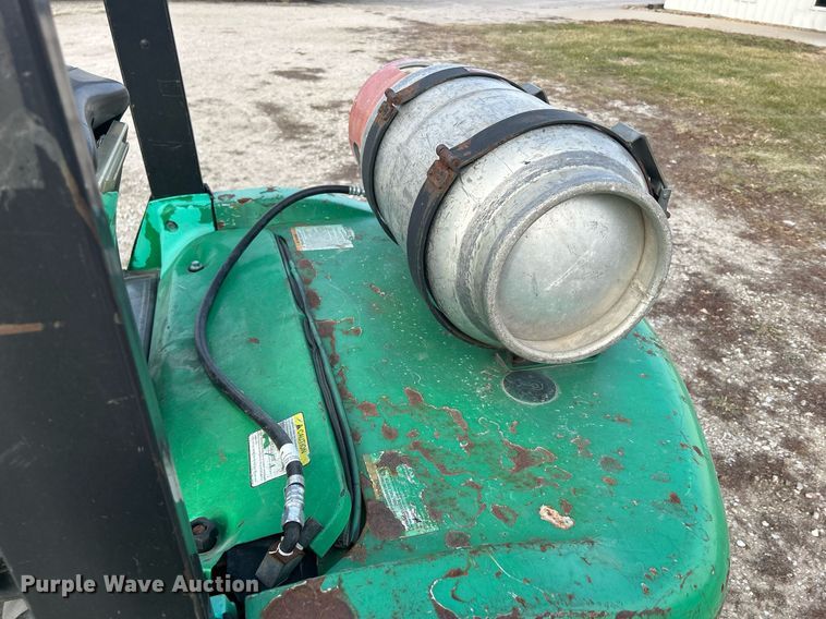 image for item MO9131 2014 Mitsubishi FG30N  forklift