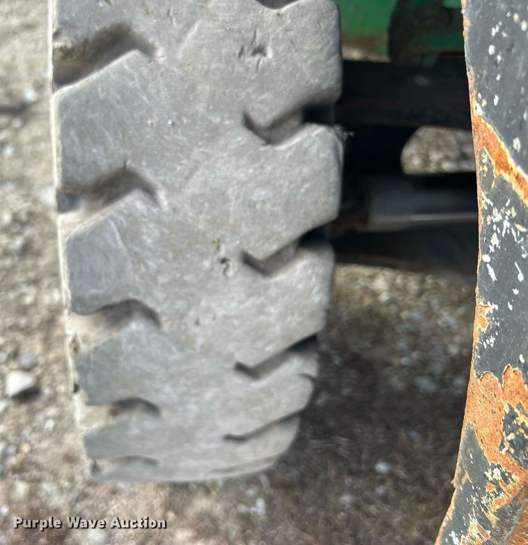 image for item MO9131 2014 Mitsubishi FG30N  forklift