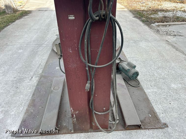 image for item MO9133 Lantech T-Wrapper  material wrapper