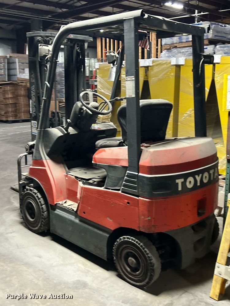 image for item MO9134 Toyota 7FBH15  forklift