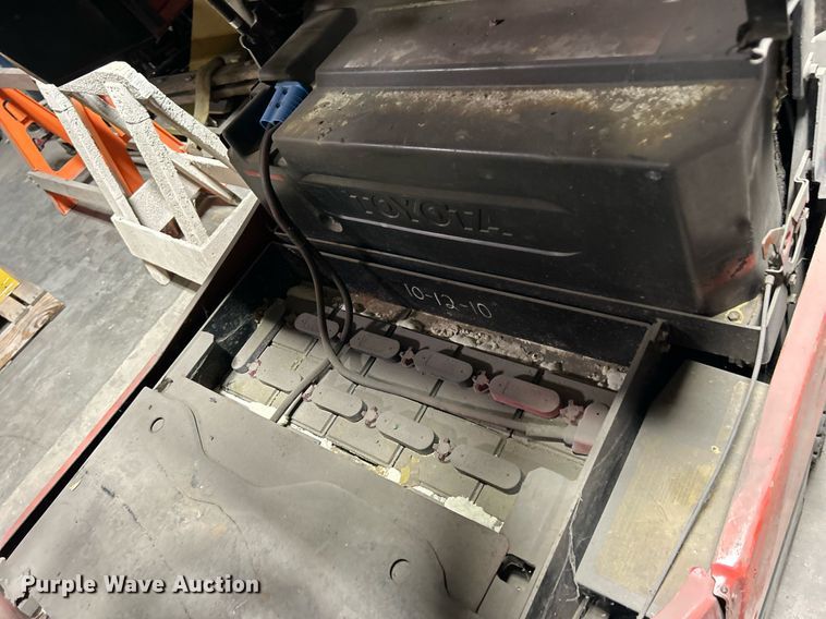 image for item MO9134 Toyota 7FBH15  forklift